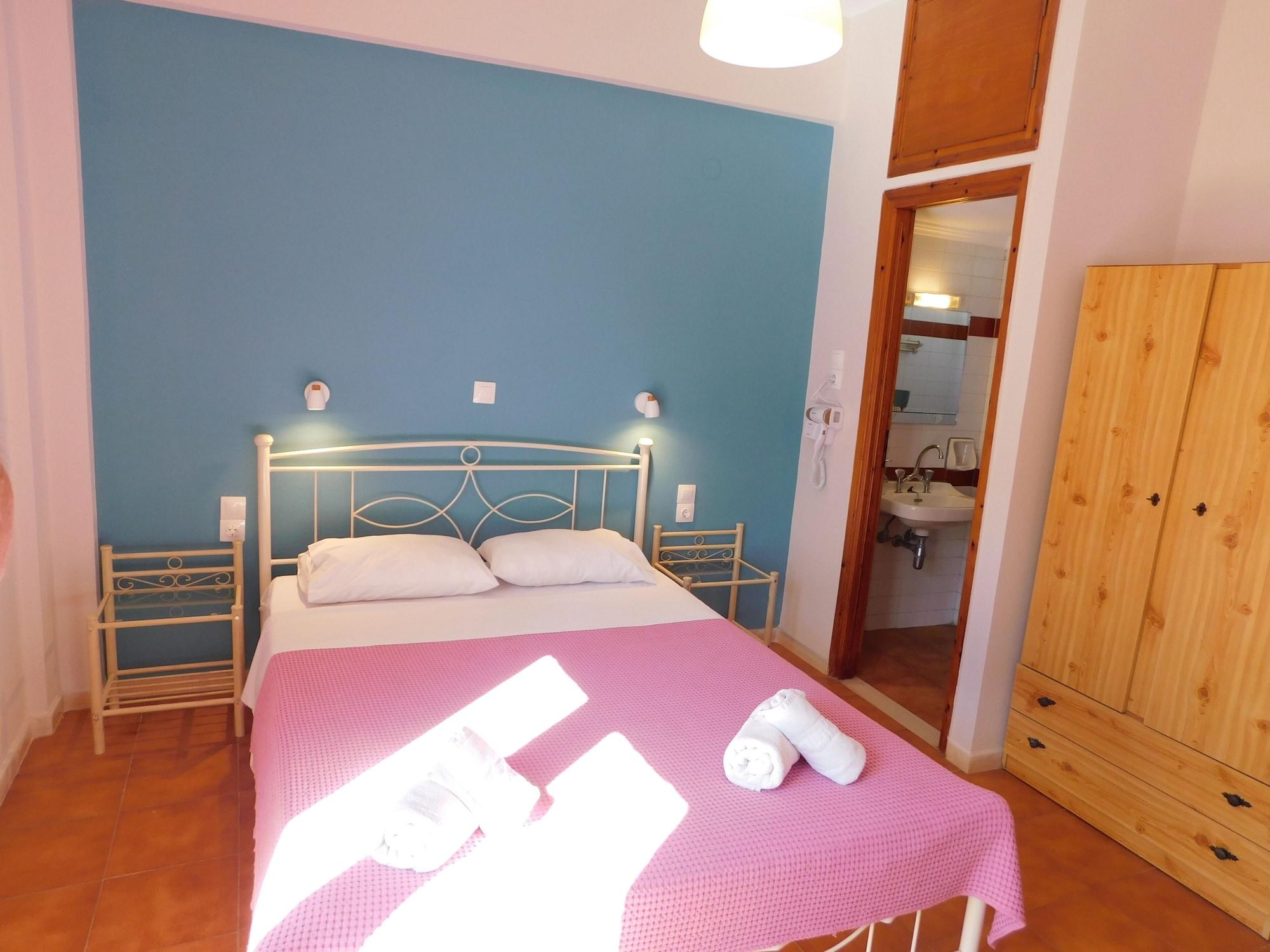 Mare 3* Perdika (Aegina)